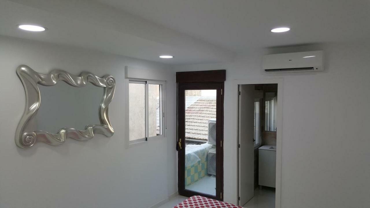 White Apartment 阿利坎特 外观 照片
